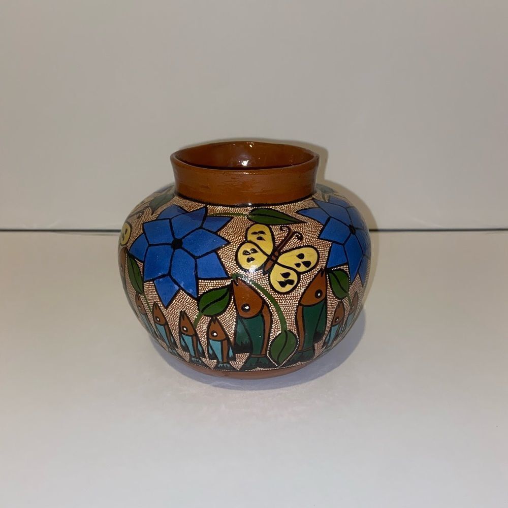 Beautiful Folk Art Fish Family Talavera Pot 5.5”X6 made in Mexico‎